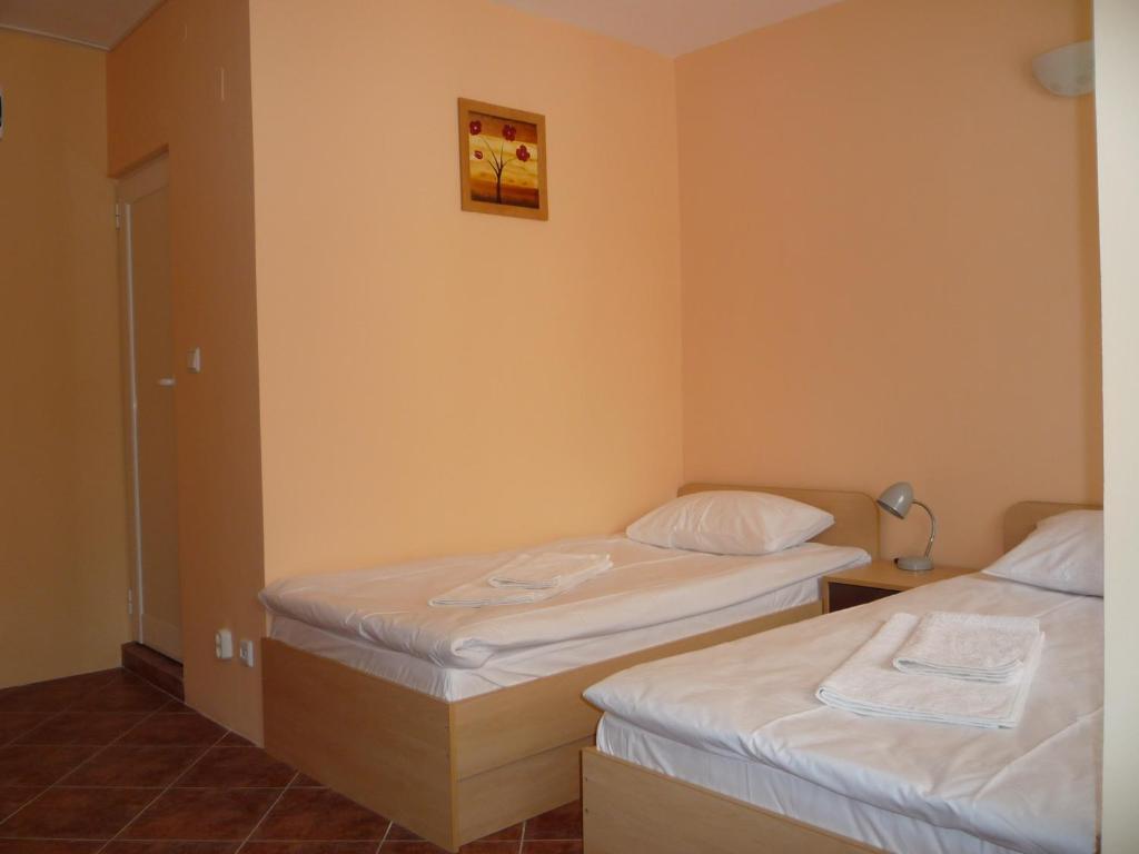 Hostel Sylvia София Номер фото